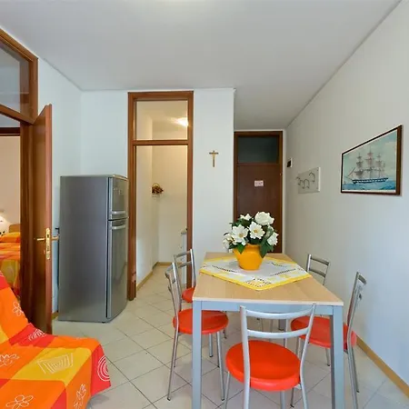 Castore Apartment *