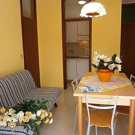 Castore Apartment